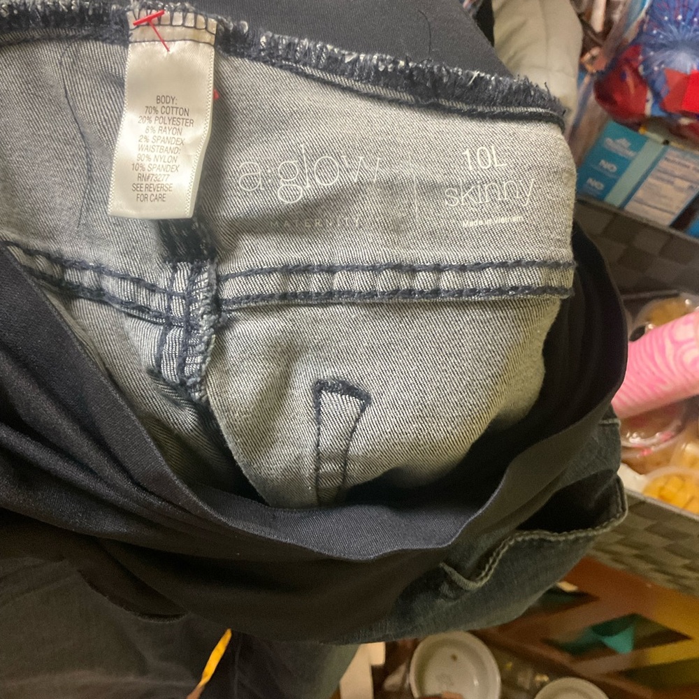 A:Glow Maternity Jeans - Picture 3 of 3